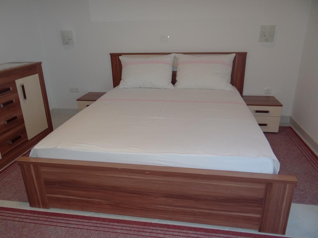 Vila Lola Apartmani Trogir Ngoại thất bức ảnh