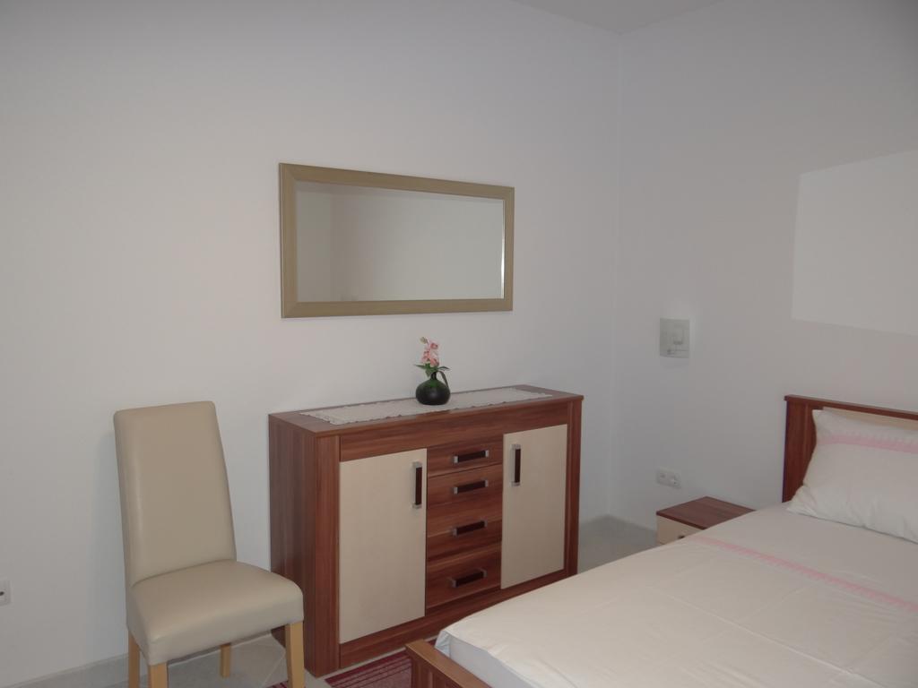 Vila Lola Apartmani Trogir Ngoại thất bức ảnh