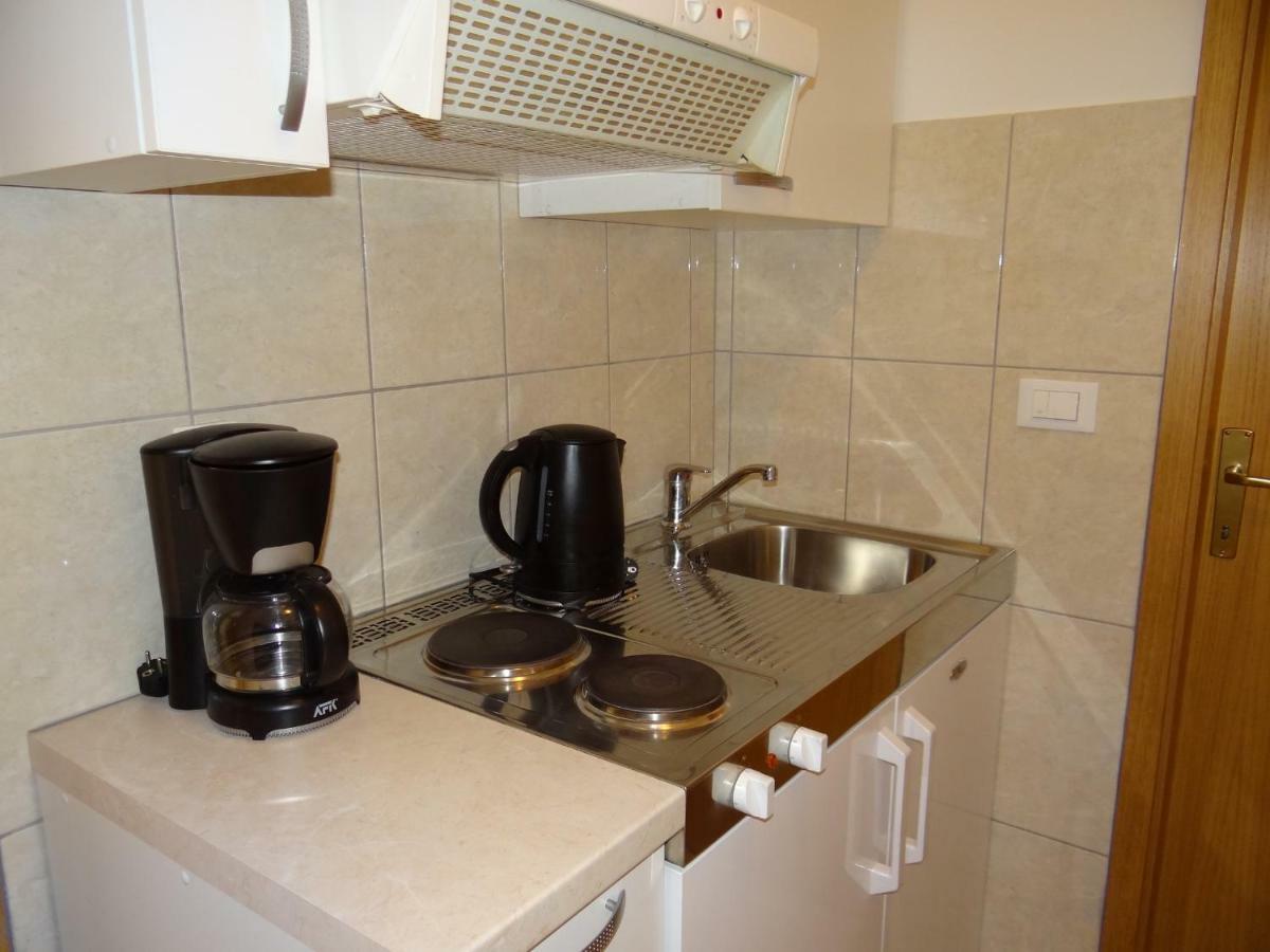 Vila Lola Apartmani Trogir Ngoại thất bức ảnh