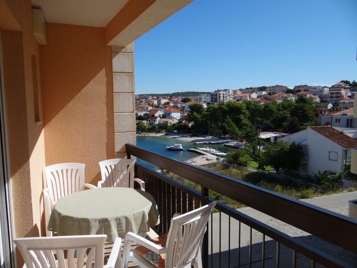 Vila Lola Apartmani Trogir Ngoại thất bức ảnh