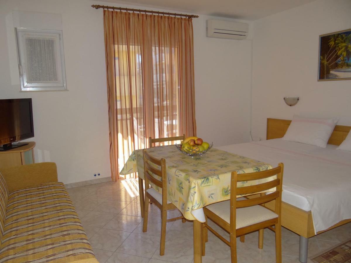 Vila Lola Apartmani Trogir Ngoại thất bức ảnh